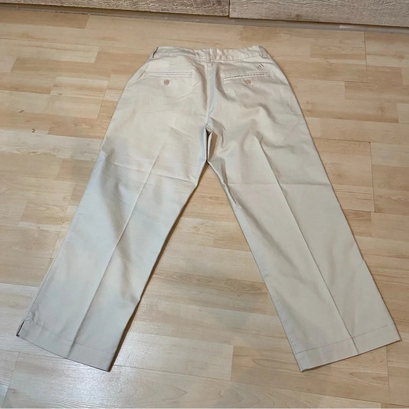 Adidas women’s khaki lightweight athletic golf stretch capri pants in size 2 - Picture 3 of 10